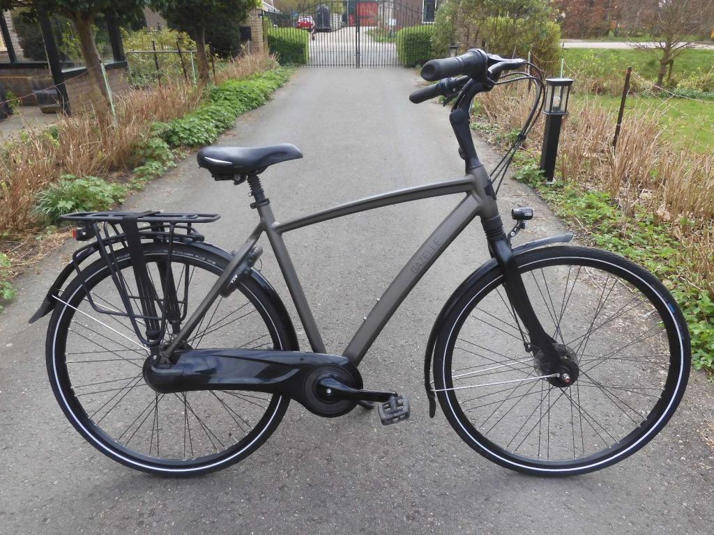 Prachtige Gazelle Chamonix  met 53 frame en 8 versnellingen, Fietsen en Brommers, Fietsen | Heren | Herenfietsen, Gazelle, Versnellingen