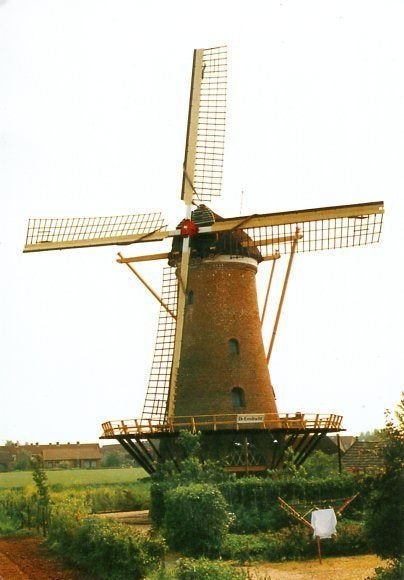 (ZH150) Ansichtkaart Dirksland molen De Eendracht 1988, Verzamelen, Ophalen of Verzenden, 1980 tot heden, Ongelopen, Zuid-Holland