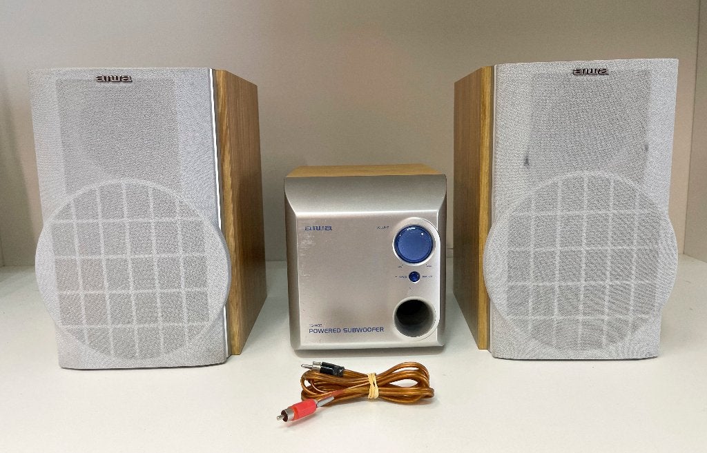 aiwa TS-W32EZ subwoofer + 2 x SX-M100 mini hi-fi speaker