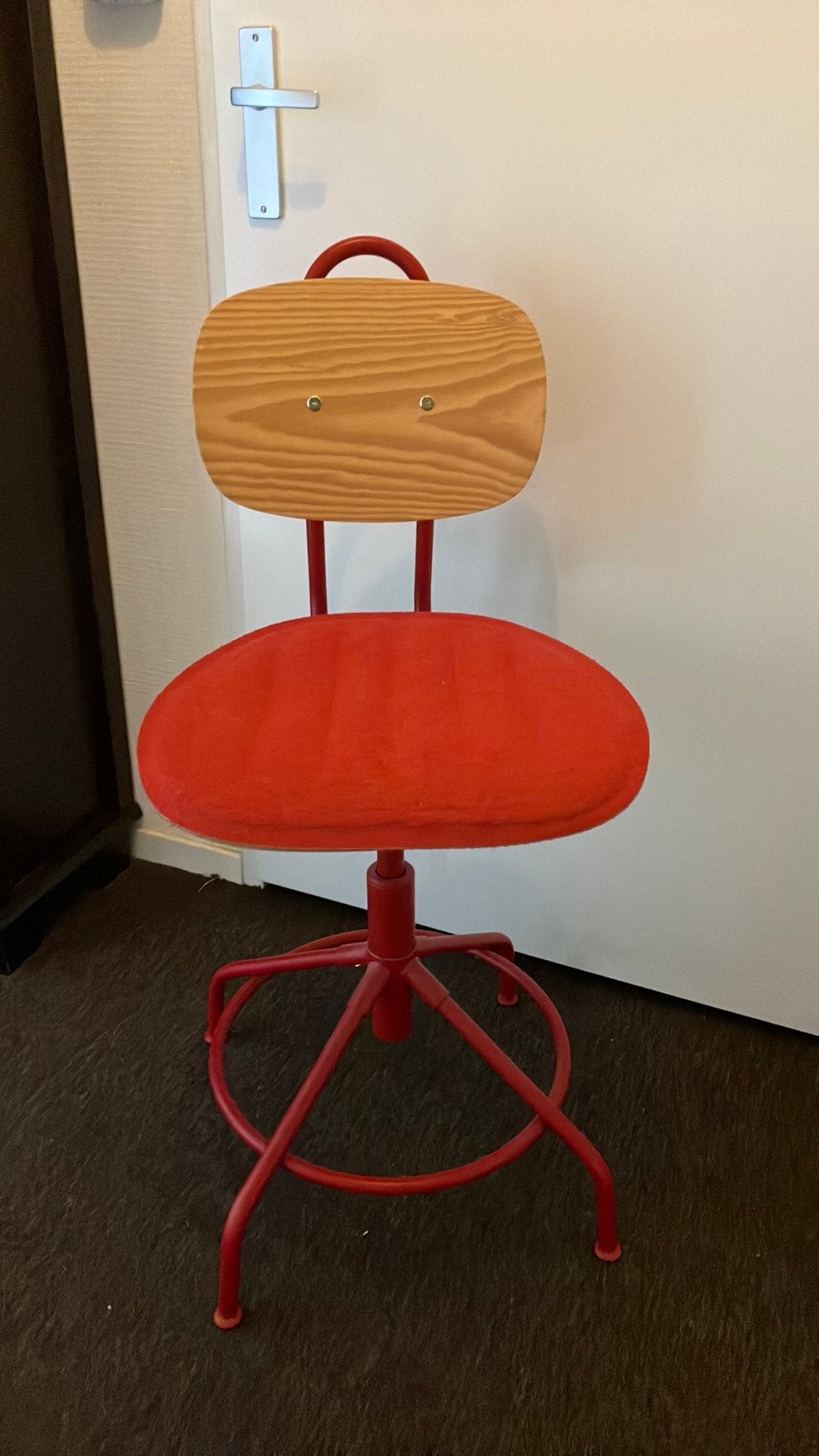 Ikea bureau stoel - in hoogte verstelbaar, Huis en Inrichting, Ophalen of Verzenden, Zo goed als nieuw, Zwart