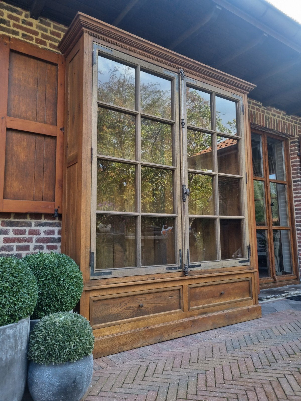 eiken buffetkast/vitrinekast, Ophalen, 200 cm of meer, Eikenhout, Nieuw