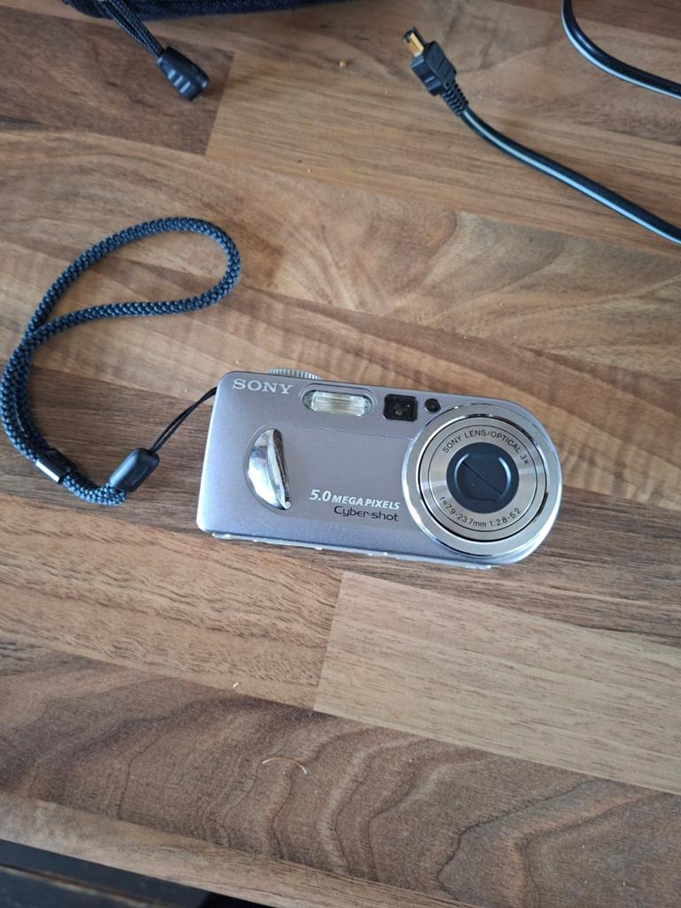 Sony Cybershot 5.0 Megapixels dsc-p10, Ophalen of Verzenden, Sony