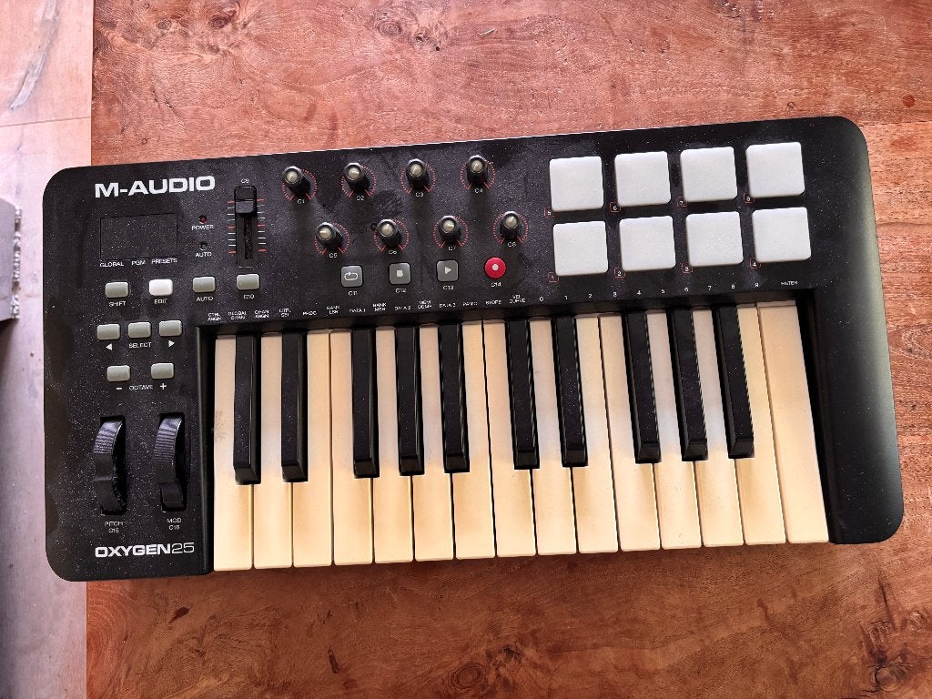 M-Audio Oxygen 25 midikeyboard, Ophalen, Zo goed als nieuw