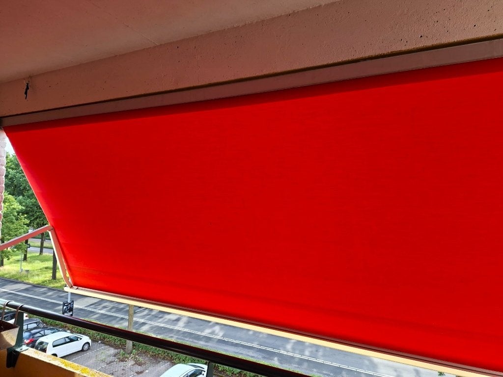 Mooi Aluminium Zonnescherm met windvaste armen (Elektrisch), Ophalen, Gebruikt, Elektrisch, 250 cm tot 450 cm