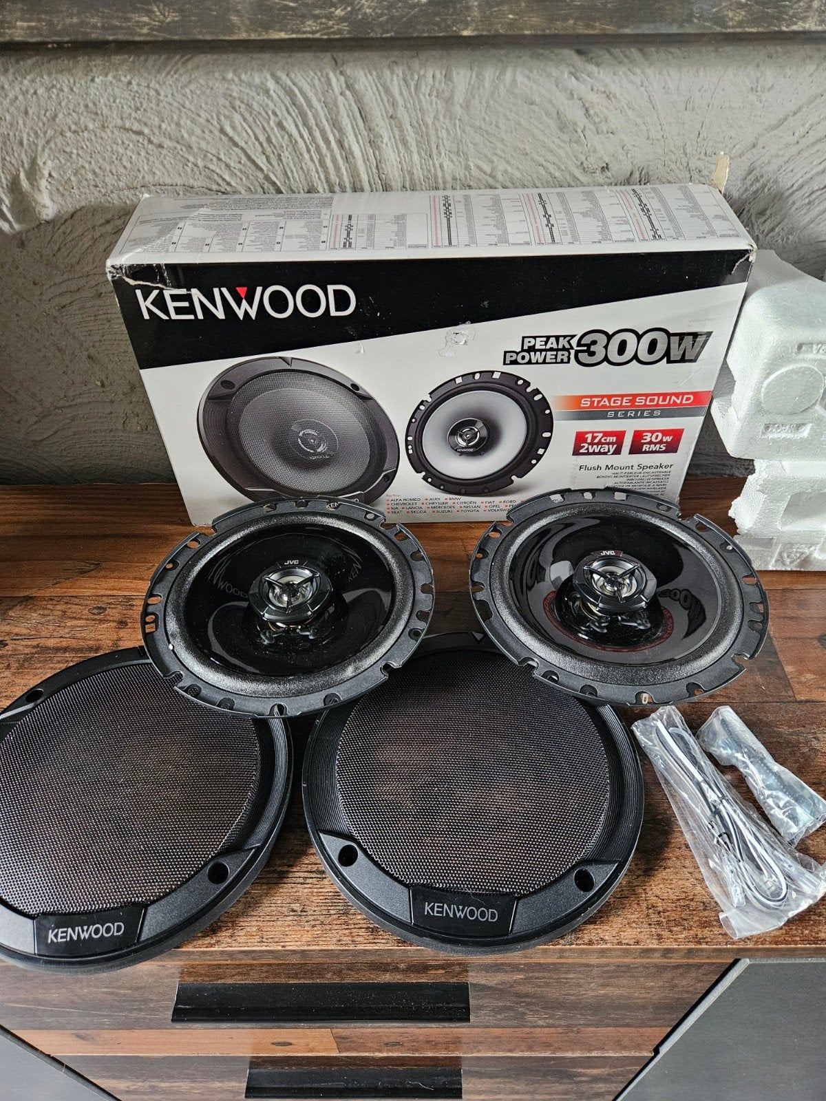 Nieuwe Kenwood CS-DR1720 2-weg luidsprekers - 300 Watt, Ophalen of Verzenden, Nieuw