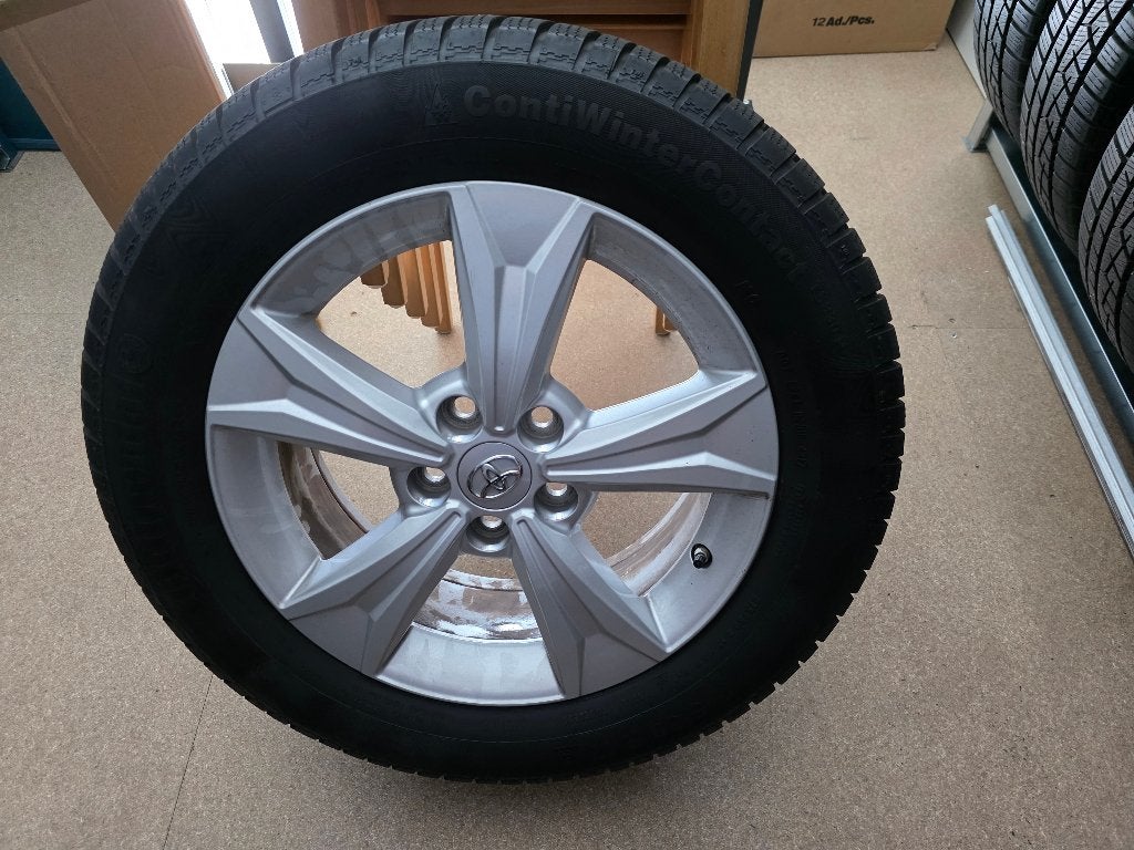 winterset Toyota CHR, Auto-onderdelen, Banden en Velgen, Ophalen, Banden en Velgen, 17 inch, Winterbanden