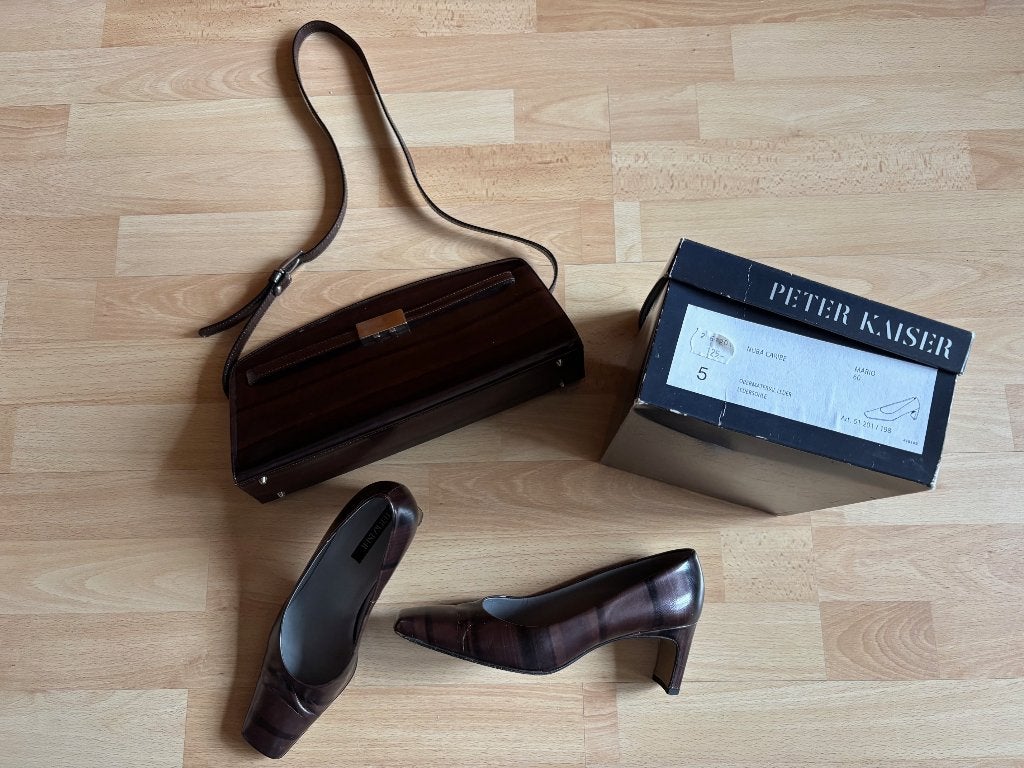 Pumps van Peter Kaiser met bijpassend schoudertasje, Overige kleuren, Zo goed als nieuw, Ophalen, Peter Kaiser