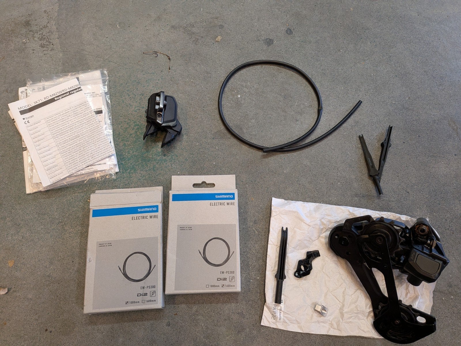 Shimano XT RD-M8260 DI2 upgrade set met wireless XT  shifter, Fietsen en Brommers, Overige materialen, Elektrische fiets, Ophalen of Verzenden