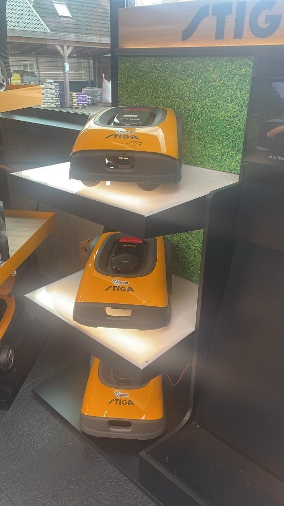 Stiga A en G serie robots (nieuw en gebruikt), Nieuw, Ophalen of Verzenden, 20 tot 25 cm, Bestuurbaar via app