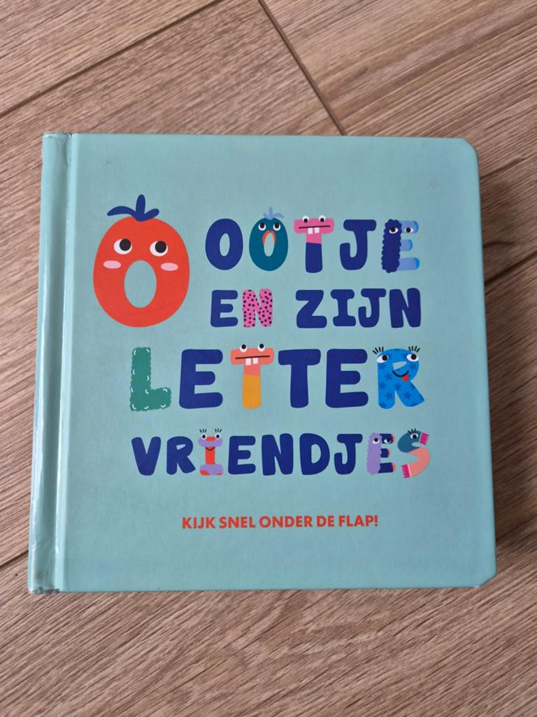 Ootje en zijn lettervriendjes - Leerzaam flapjesboek, Boeken, Ophalen of Verzenden, Onbekend, Gelezen, Uitklap-, Voel- of Ontdekboek