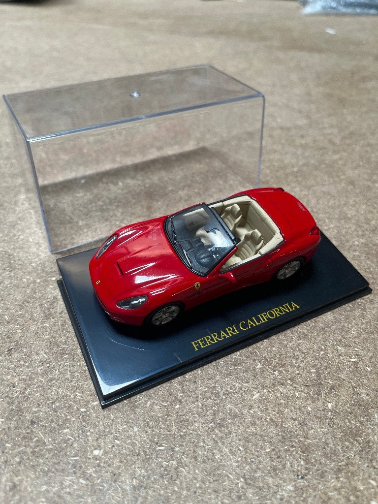 Ferrari California Schaalmodel, Ophalen of Verzenden, Gebruikt, Auto's