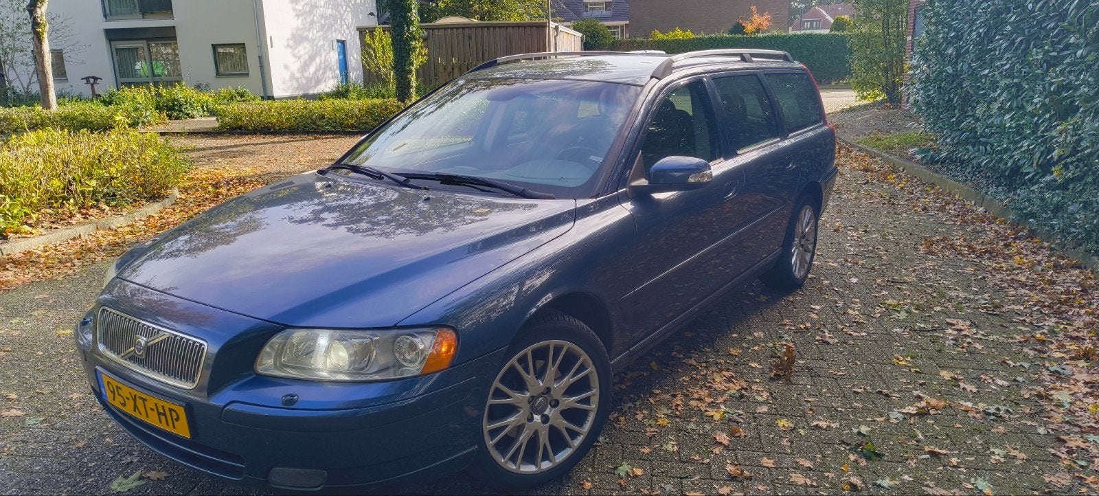 Volvo V70 2.4 170PK AUT 2007 Blauw, Auto's, 1800 kg, Blauw, 1498 kg, Stationwagon
