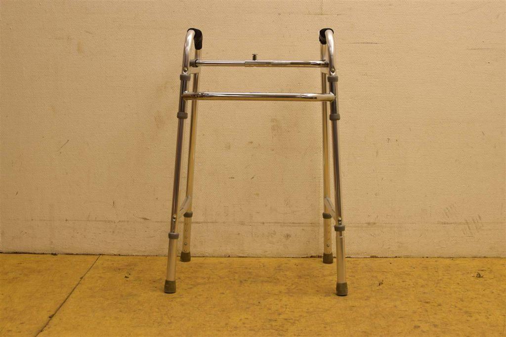 Invacare opvouwbaar looprek 46142, Diversen, Verpleegmiddelen, Ophalen of Verzenden, Gebruikt