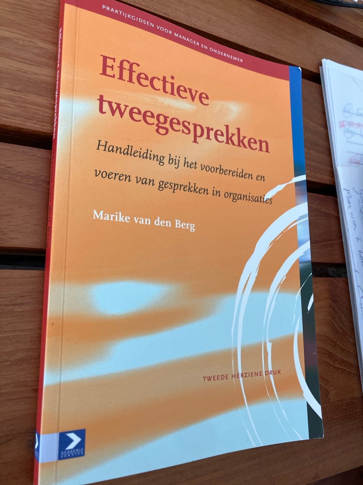 Effectieve tweegesprekken - Marike van den Berg, Ophalen of Verzenden, Gamma, Zo goed als nieuw, HBO