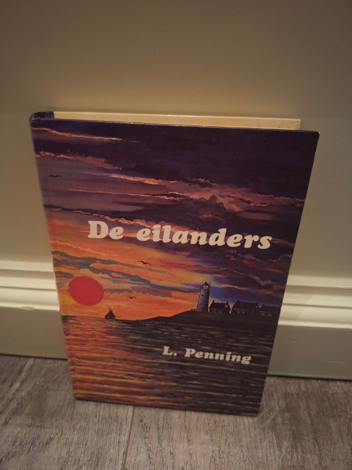 L.Penning - De eilanders, Ophalen of Verzenden, Gelezen, L.Penning