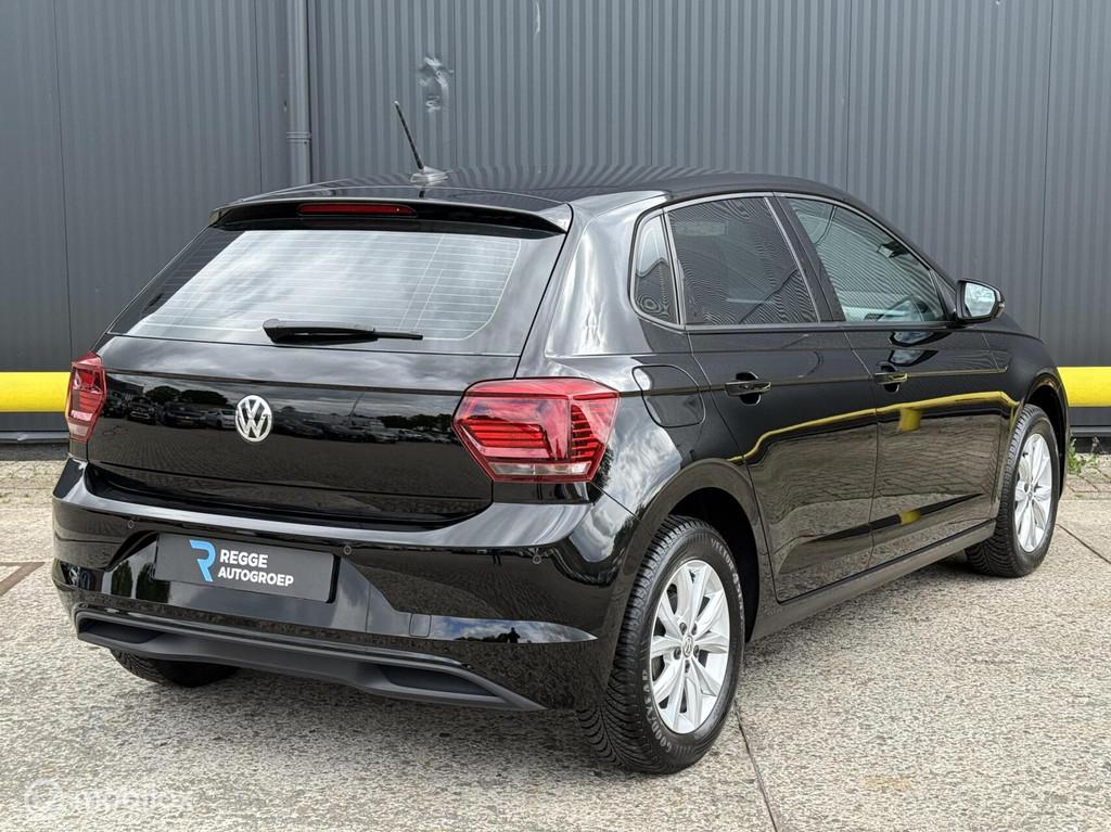 Volkswagen Polo 1.0 TSI Highline NAVI|PDC|STOELVERWARMING, Auto's, 1063 kg, Gebruikt, 95 pk, Zwart