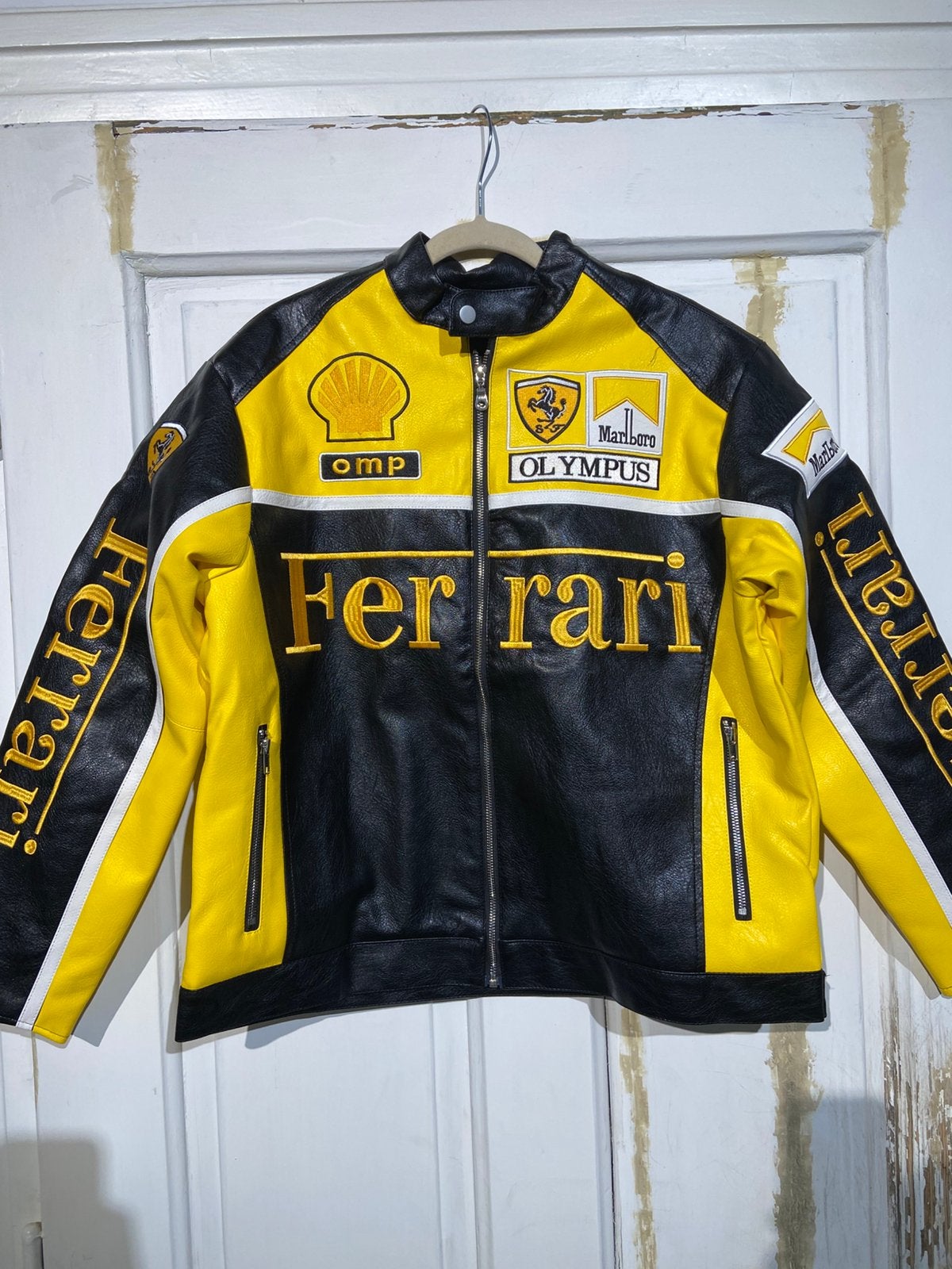 Ferrari Marlboro-jas Rood (maat S) Lederlook yellow, Ophalen of Verzenden, Zo goed als nieuw, Maat 46 (S) of kleiner, Geel