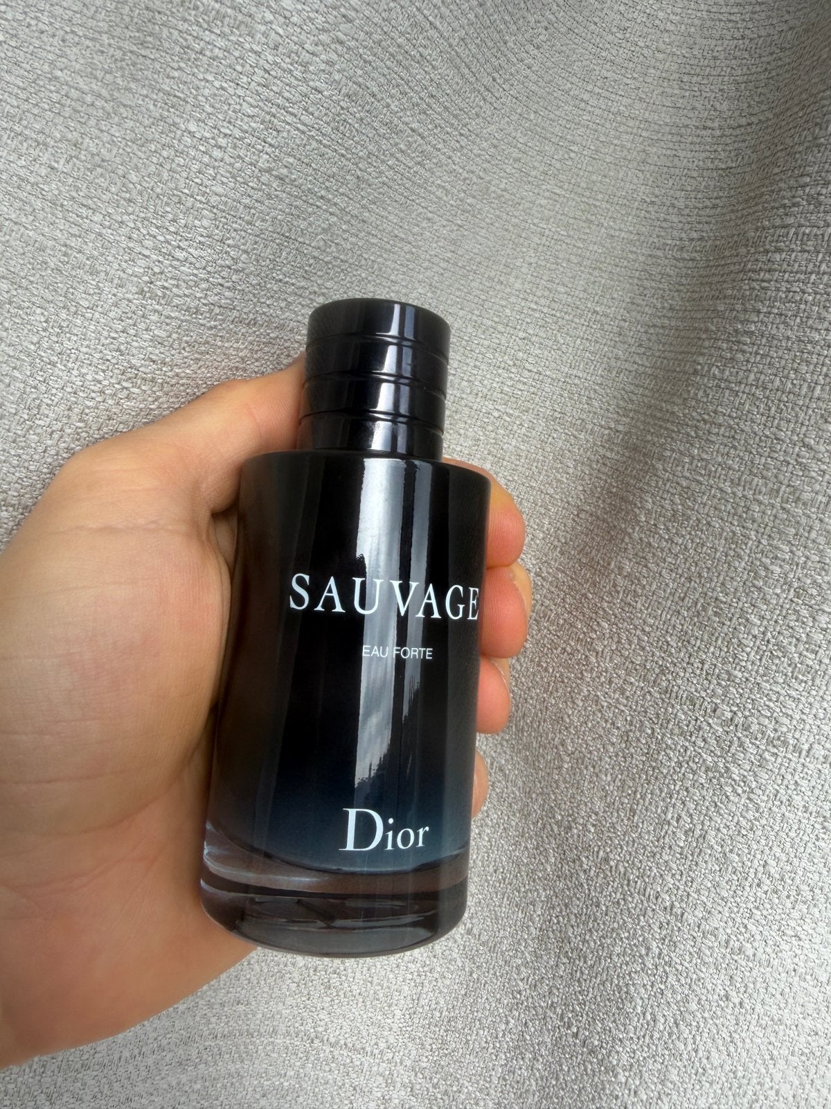 Dior Sauvage Eau Forte 100 ml, Ophalen, Zo goed als nieuw, Zwart, Handen en Nagels