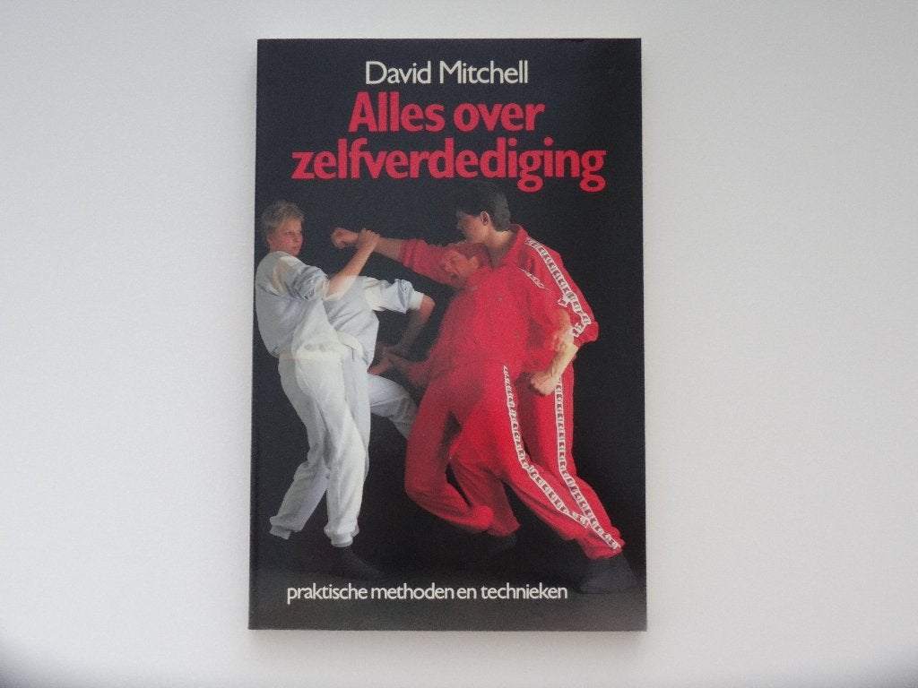 Boek “Alles over zelfverdediging” methoden en technieken, nw, Maat S, Ophalen of Verzenden, Nieuw, Overige