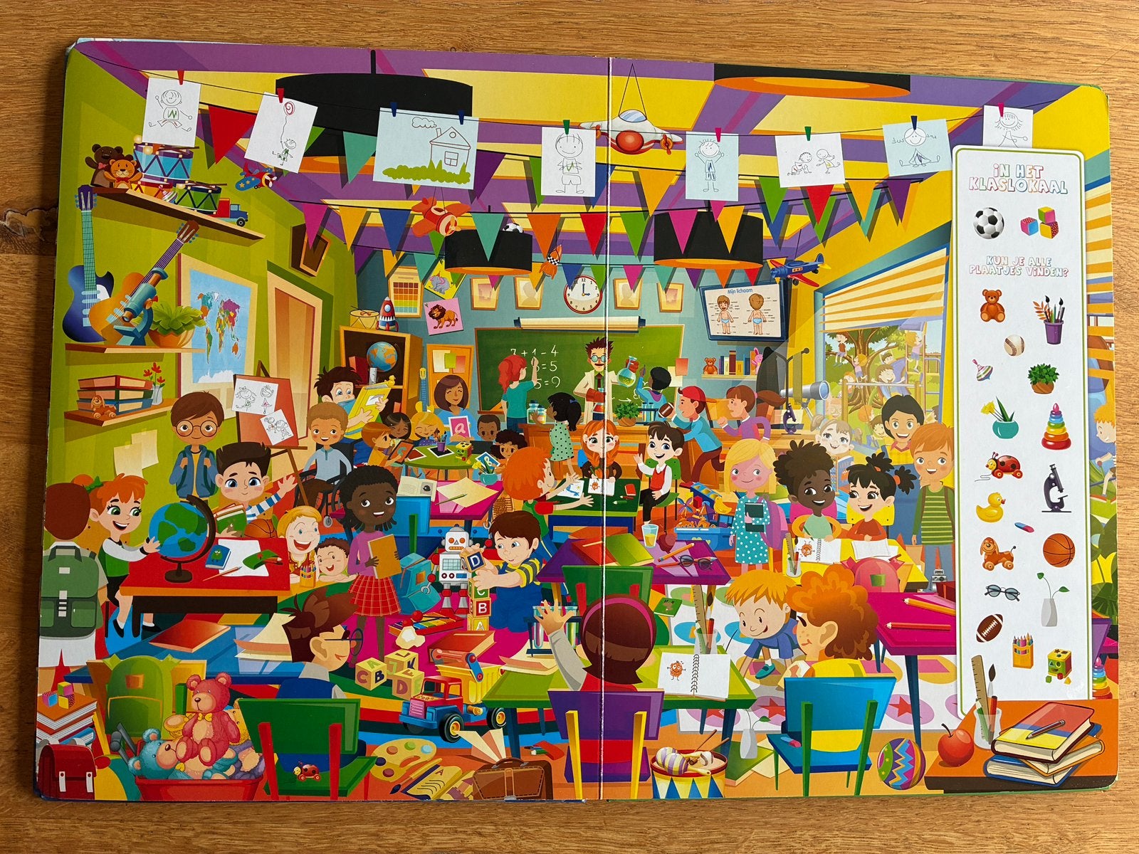 Het grote zoekboek voor kleine speurders! (2018), Ophalen, Zo goed als nieuw