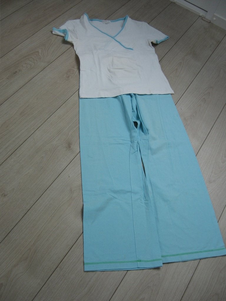 Dames pyama Bijenkorf collection M €5.00 Fleurig., Ophalen of Verzenden, Zo goed als nieuw, Maat 38/40 (M)