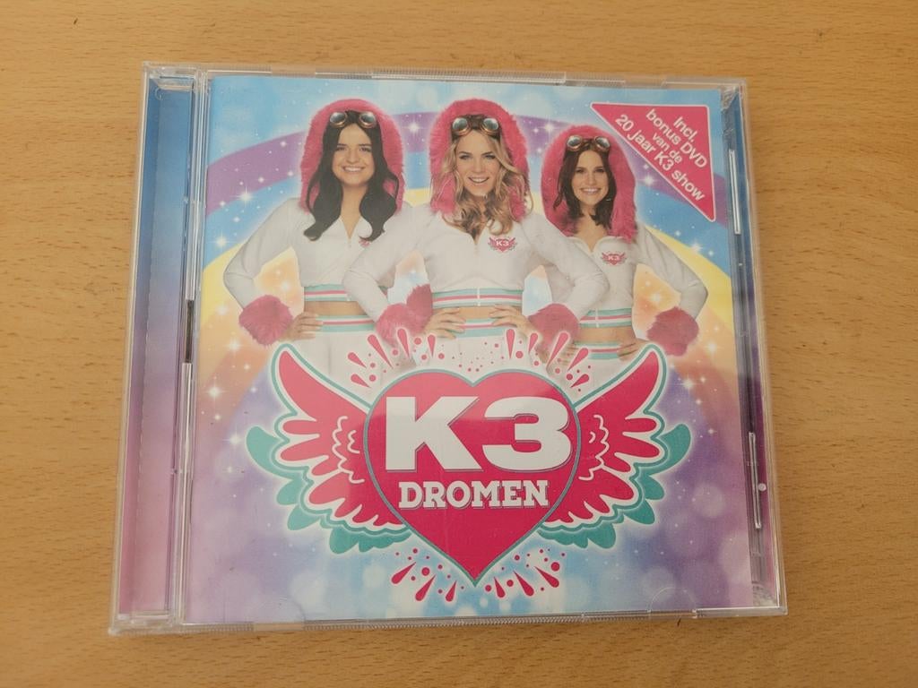 K3 Dromen CD en DVD 20 jaar K3, Cd's en Dvd's, Cd's | Kinderen en Jeugd, Ophalen of Verzenden, Zo goed als nieuw, Muziek