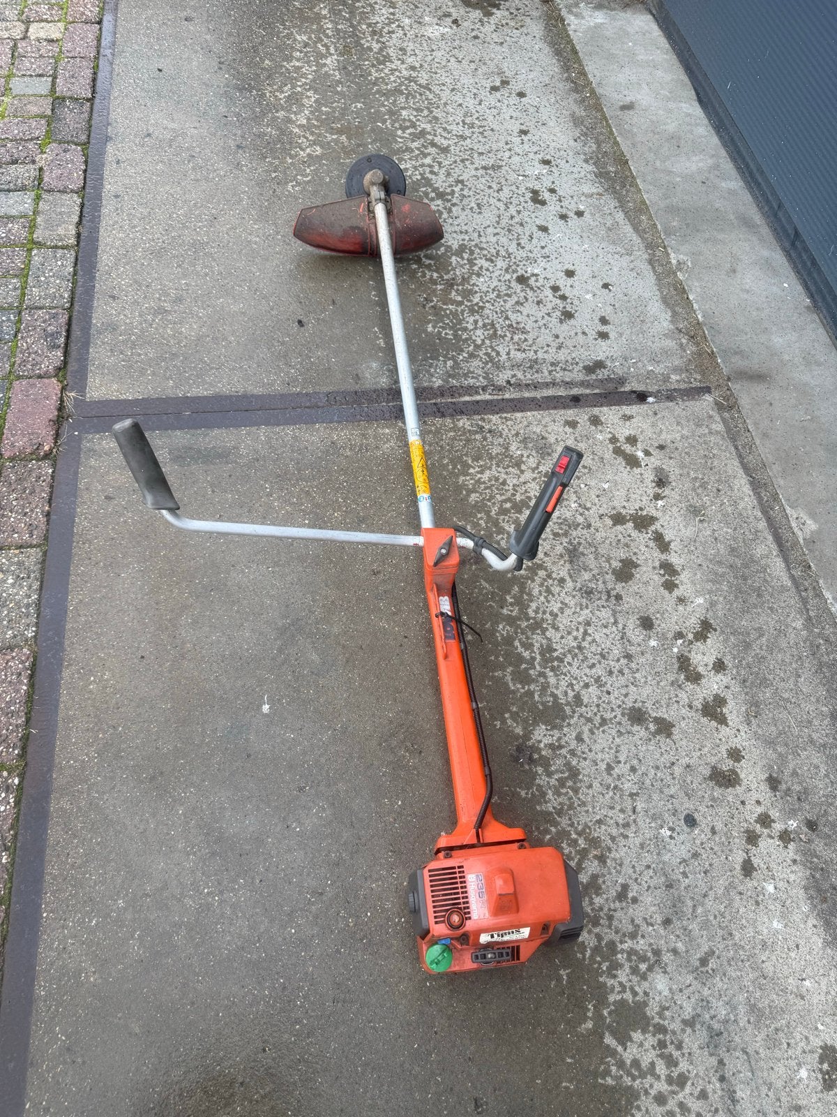 Husqvarna 235R Bosmaaier - Opknapper, Tuin en Terras, Bosmaaiers, Ophalen, Gebruikt, 30 tot 50 cm, Benzine