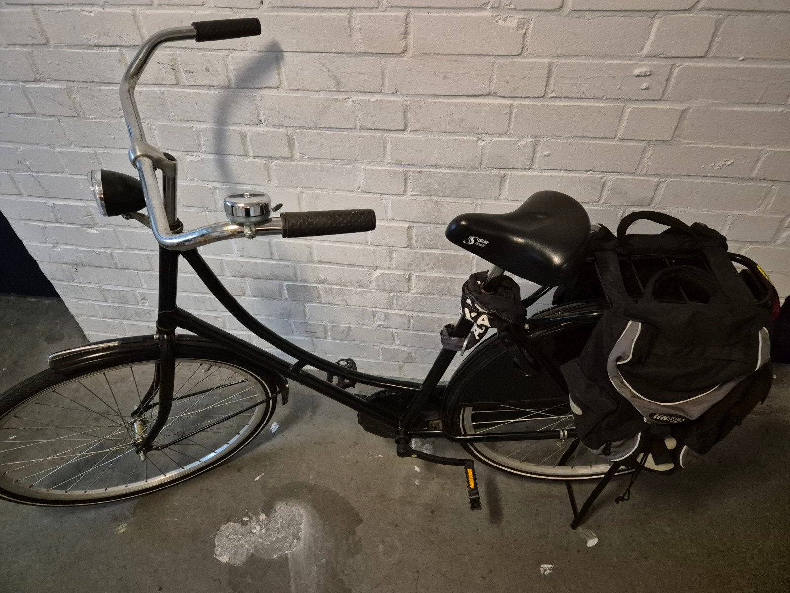 28 inch Damesfiets met fietstassen, Terugtraprem, Ophalen, Overige merken, 53 tot 56 cm