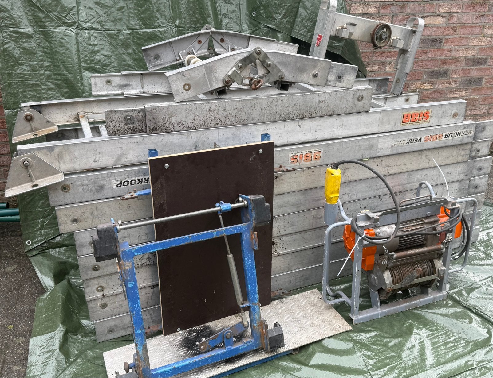 Pannenlift / Daklift, Doe-het-zelf en Verbouw, Ophalen, Zo goed als nieuw, Rolsteiger of Kamersteiger, 5 meter of hoger
