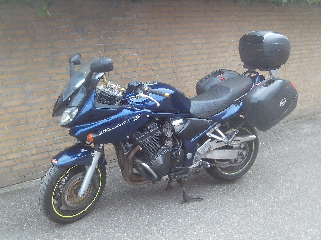 Suzuki Bandit GSF 1200 F ,82000 km ,i.g.st ,bj 2003, Handvatverwarming, 4 cilinders, Motorrijbewijs A, Gebruikt