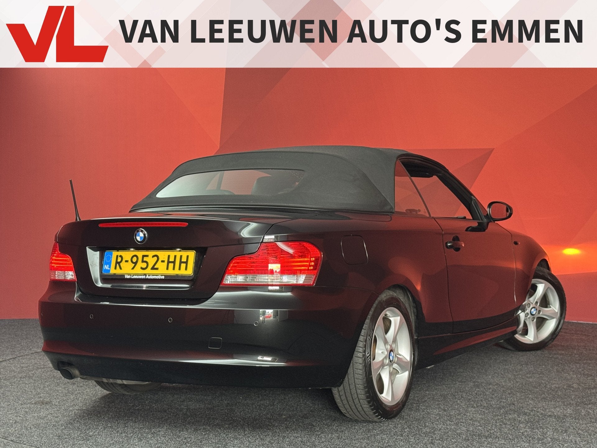 BMW 1 Serie Cabrio 118i | Stoelverwarming | Leder | Cruise, 1-Serie, Zwart, Cabriolet, 4 stoelen