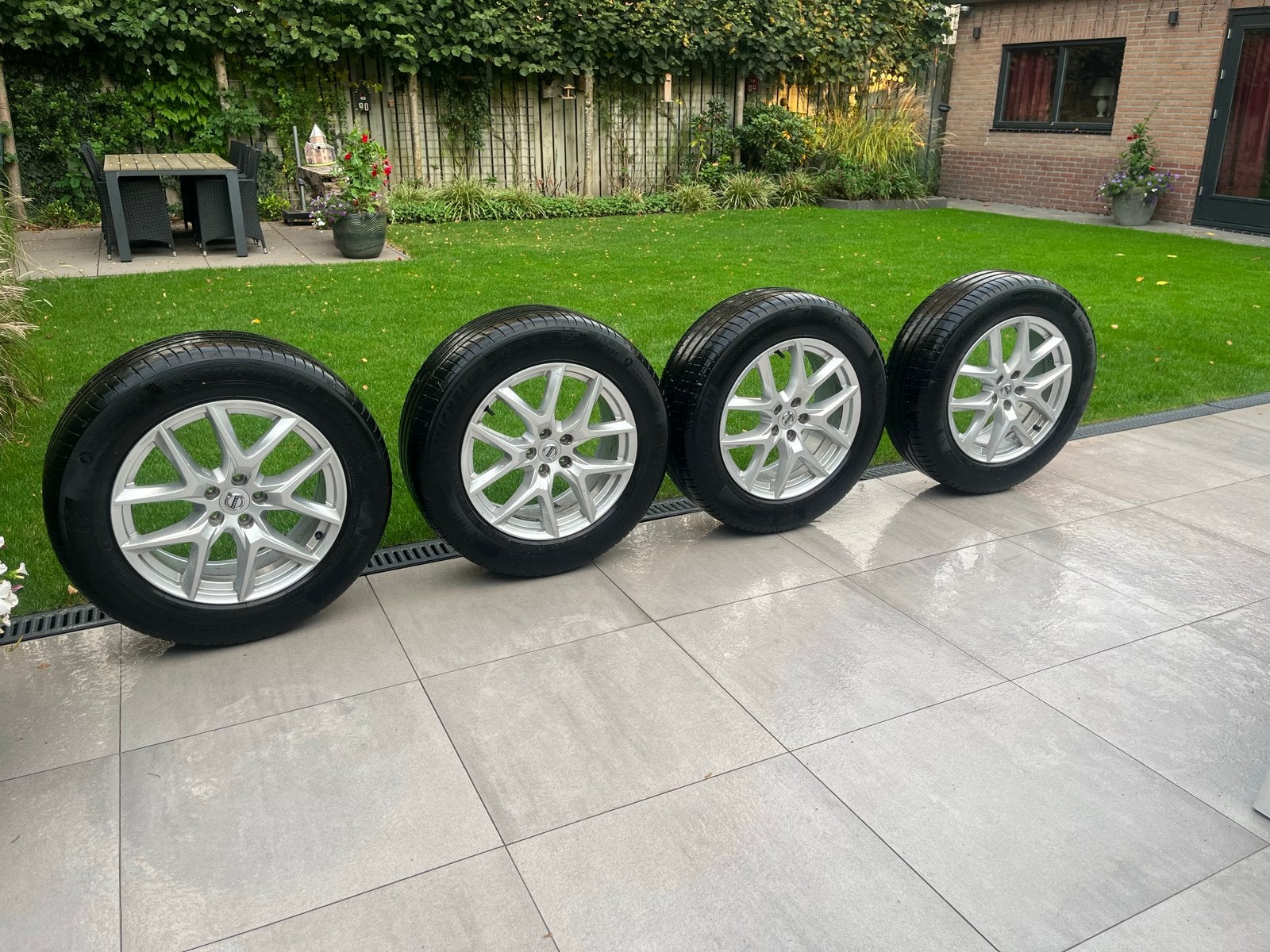 Volvo XC 60 18 inch winterbanden, Ophalen, 18 inch, Gebruikt, Banden en Velgen