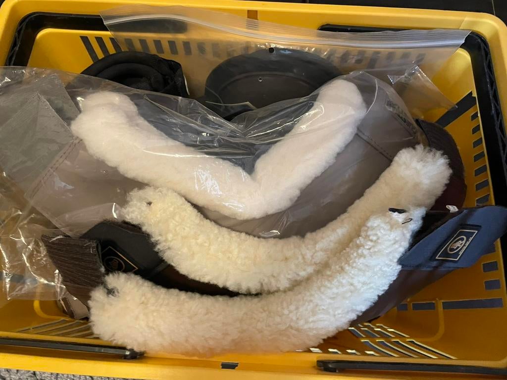Grootverkoop paardensport artikelen, Dieren en Toebehoren, Ophalen of Verzenden, Zo goed als nieuw, Overige soorten