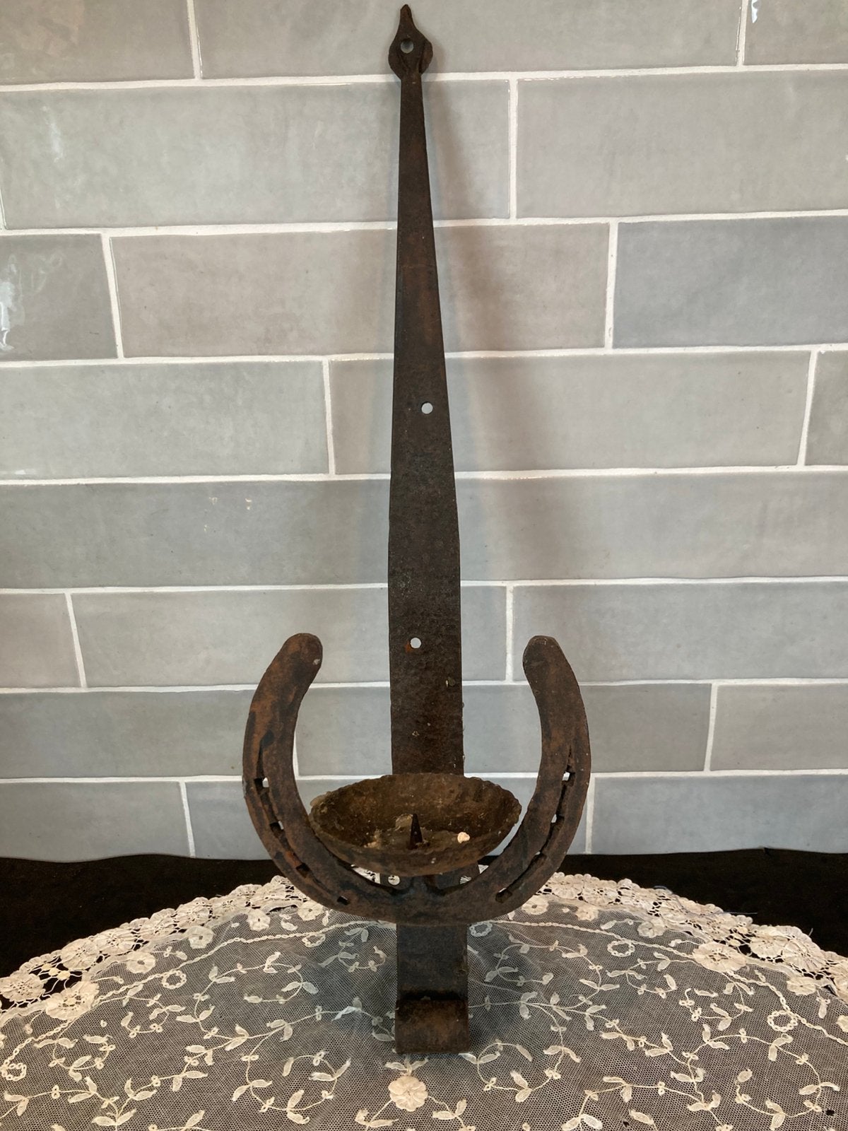 Gietijzeren wand kandelaar, kaarsenhouder (210325c), Gebruikt, 50 tot 75 cm, Zwart, Ophalen of Verzenden