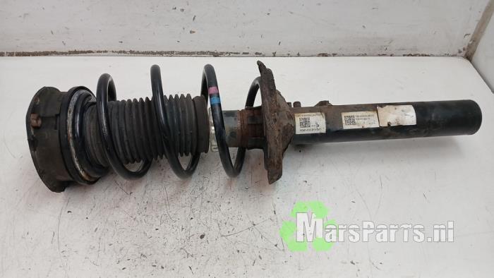 Schokdemperpoot links-voor van een Volkswagen Golf, Gebruikt, -, Volkswagen, -