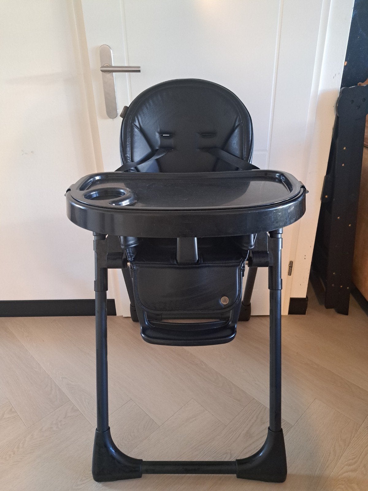 Inklapbare kinderstoel zwart, Kinderen en Baby's, Ophalen, Zo goed als nieuw, Meegroeistoel, Gordel(s)