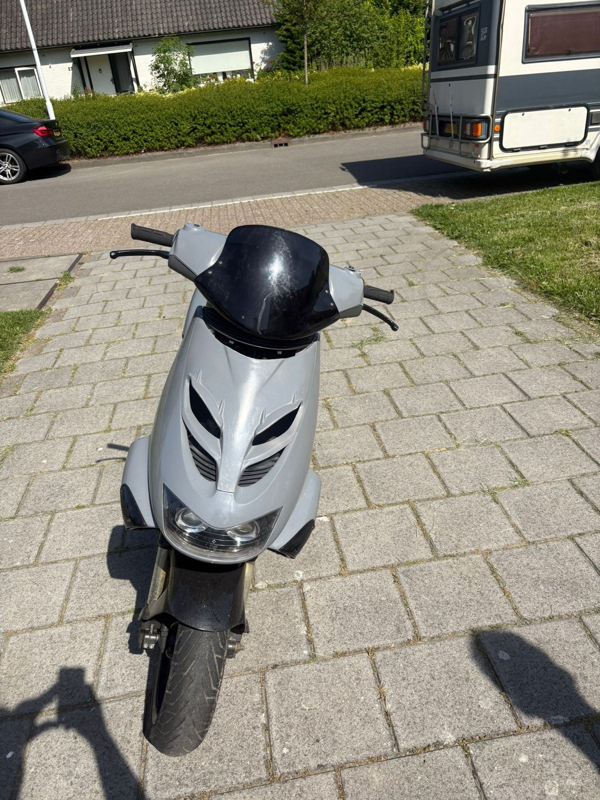 Aprilia SR 50 70cc - Perfecte staat, altijd binnen gestaan, Ophalen, Zo goed als nieuw, Tweetakt, SR 50