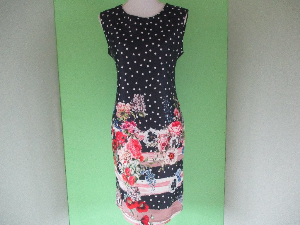 Sophia (Pure Feminine) jurk maat L (made in Italy)., Sophia (Pure Feminine), Maat 42/44 (L), Zo goed als nieuw, Onder de knie