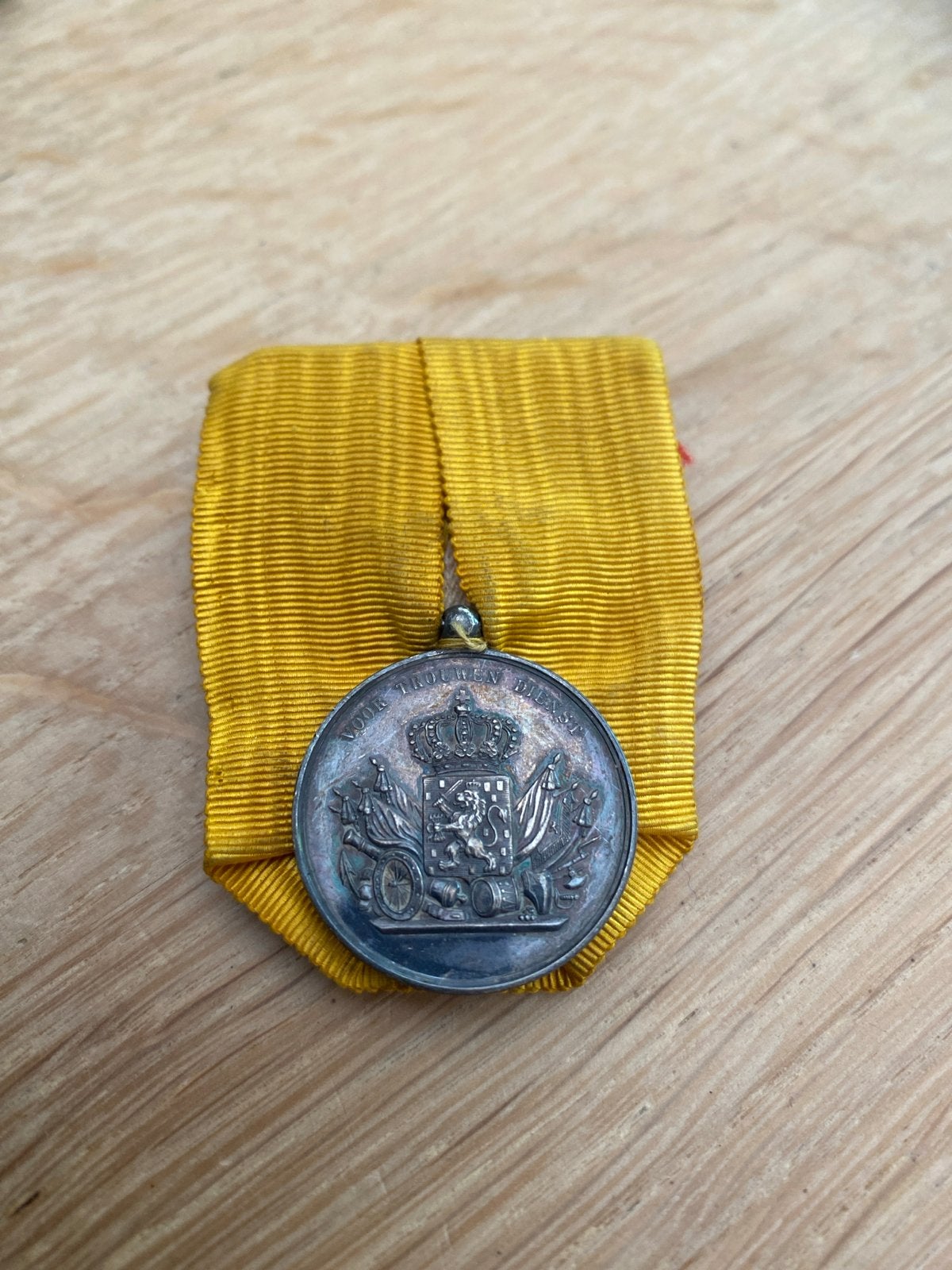 Oude Nederlandse medaille voor trouwe dienst zilver, Postzegels en Munten, Ophalen of Verzenden, Overige materialen, Nederland