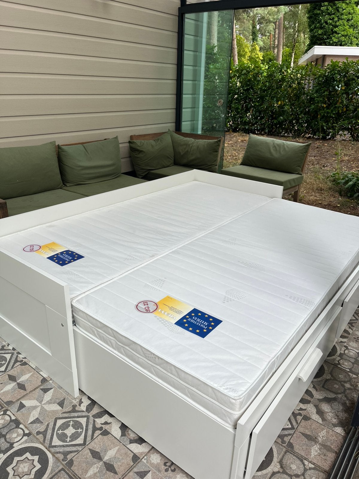 Hemnes bed 160x200 of 80x200, Huis en Inrichting, Ophalen, Wit, Tweepersoons, Zo goed als nieuw