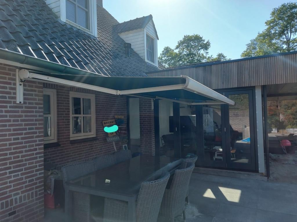 Zonnescherm (elektrisch uitschuifbaar), Ophalen, Zo goed als nieuw, Overige typen