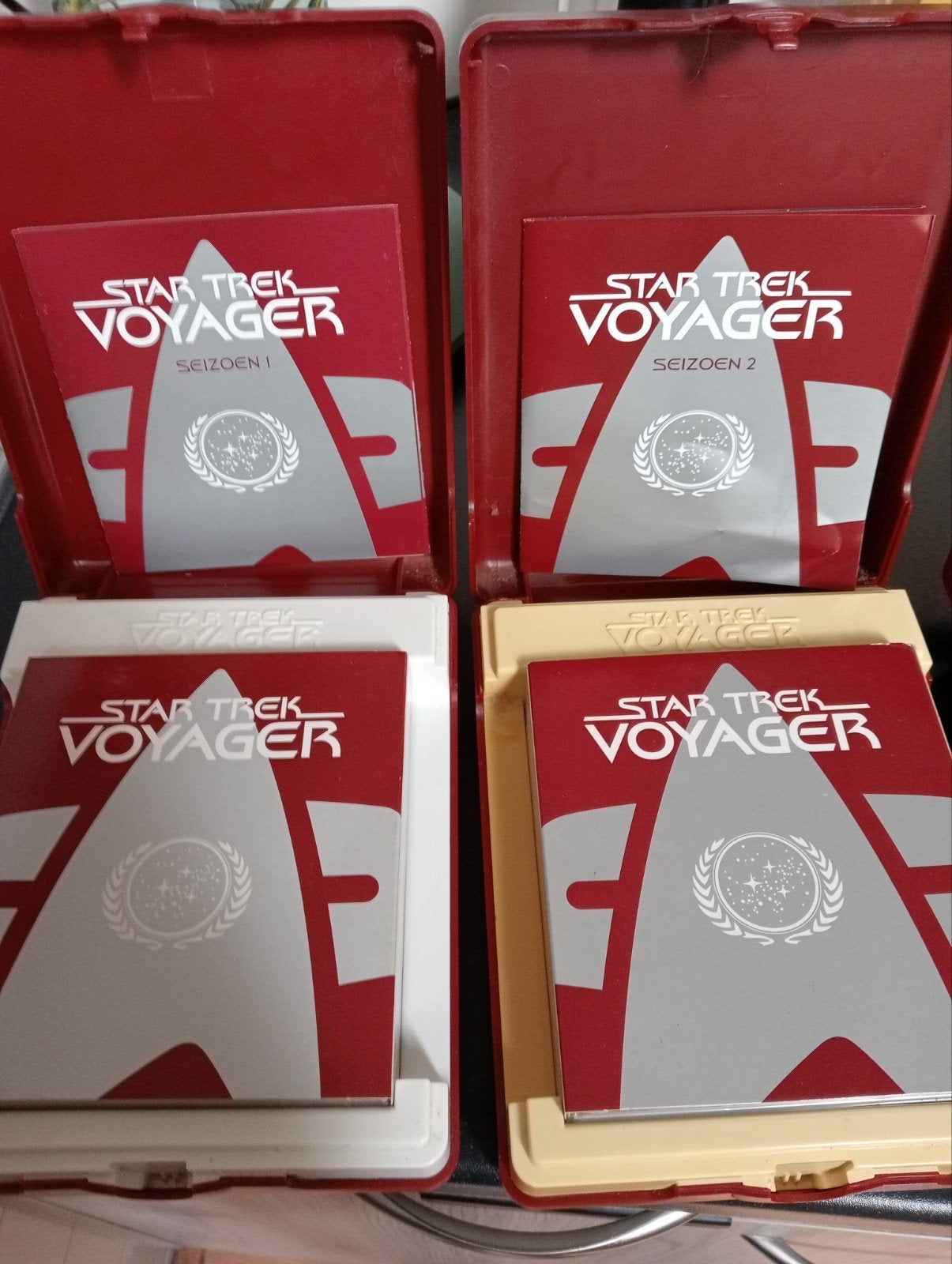 Star Trek Voyager Seizoenen 1, 2, 5 en 6 DVD Boxsets, Cd's en Dvd's, Dvd's | Tv en Series, Vanaf 12 jaar, Gebruikt, Engels, Nederlands