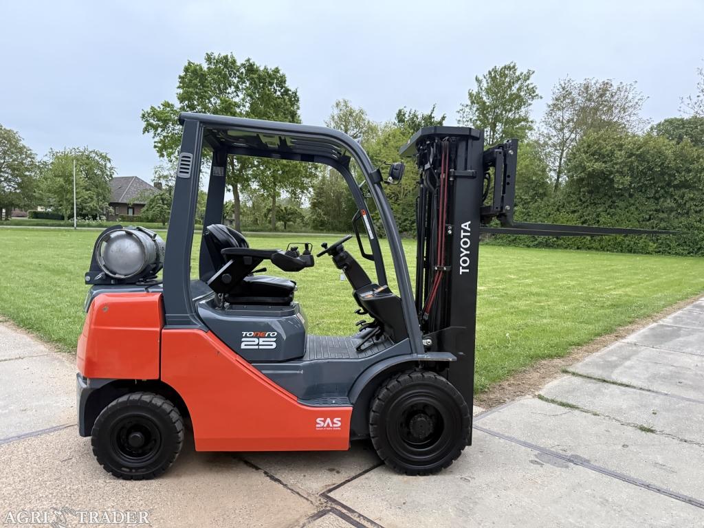 Toyota 2500KG LPG triplex 4.7M Sideshift 4e ventiel BJ2019, LPG, Info@vanbeurdenheftrucks.nl, Heftruck, Ophalen of Verzenden