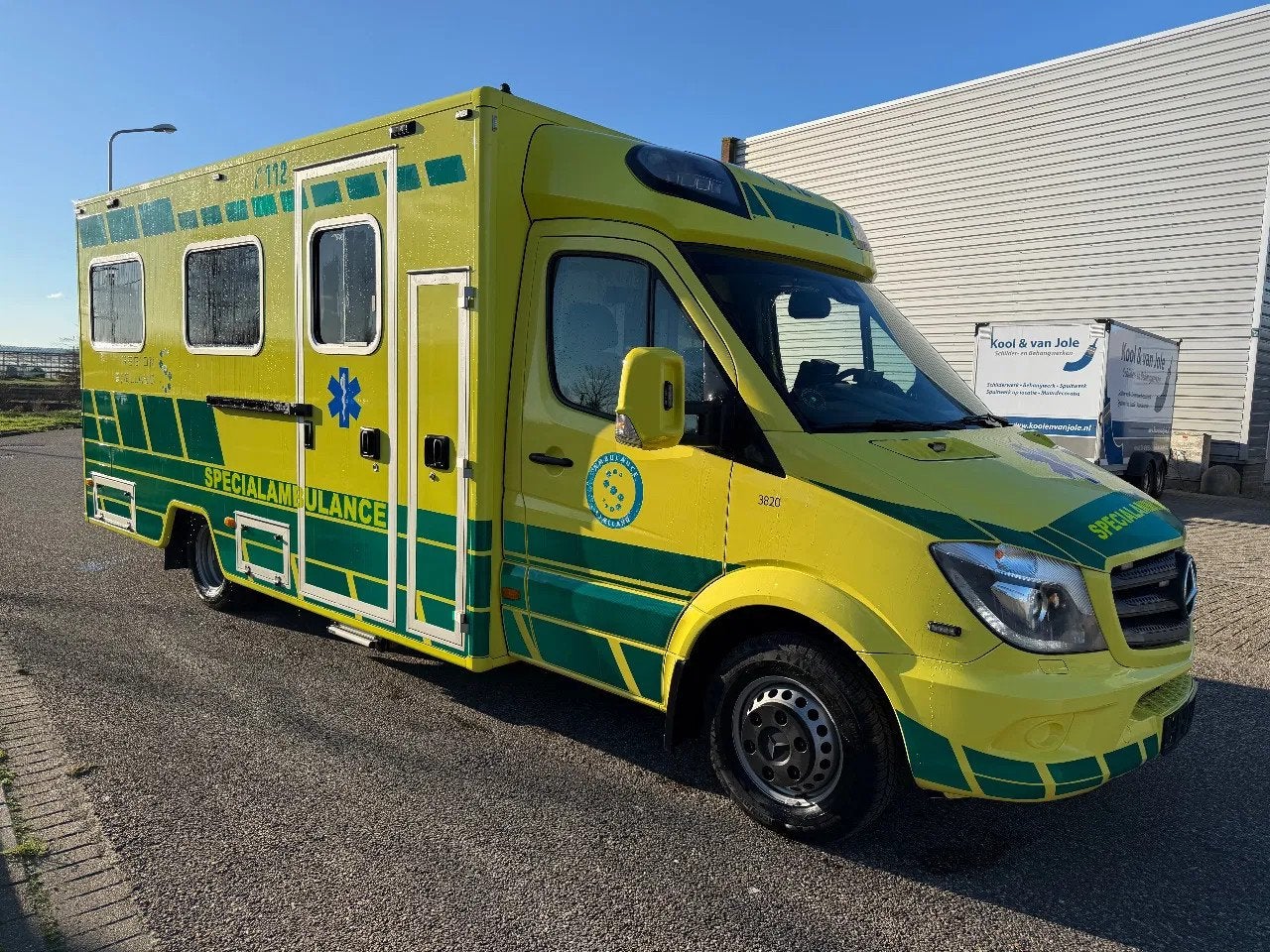 Mercedes-Benz Sprinter 519CDI Special Ambulance Laadklep Aut, Automaat, Gebruikt, Euro 6, 190 pk