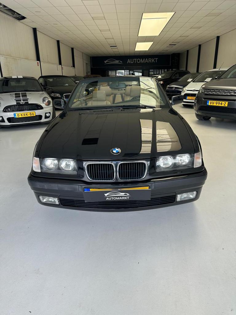 BMW 3-serie Cabrio 318i slechts 135864 km met hardtop, Auto's, BMW, Achterwielaandrijving, Gebruikt, 4 cilinders, Cabriolet