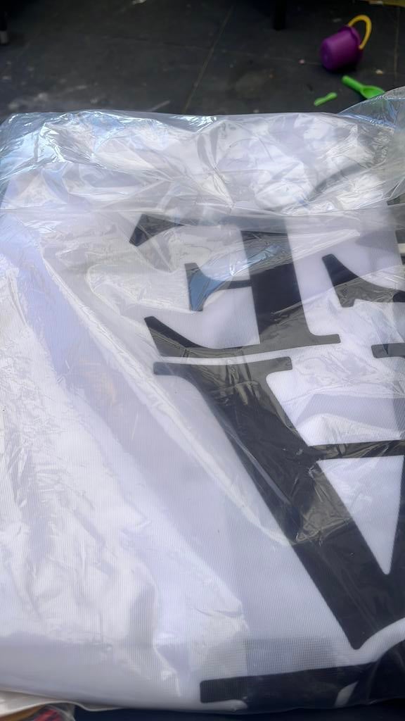 Belvedère Vodka vlag. Groot 1x3 meter nieuw, Ophalen of Verzenden, Zo goed als nieuw, Reclamebord