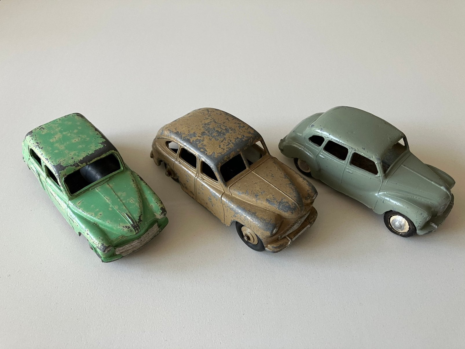 Dinky Toys 1950-1960 Austin Devon Hillman Vanguard, Verzenden, Gebruikt, Auto, Dinky Toys