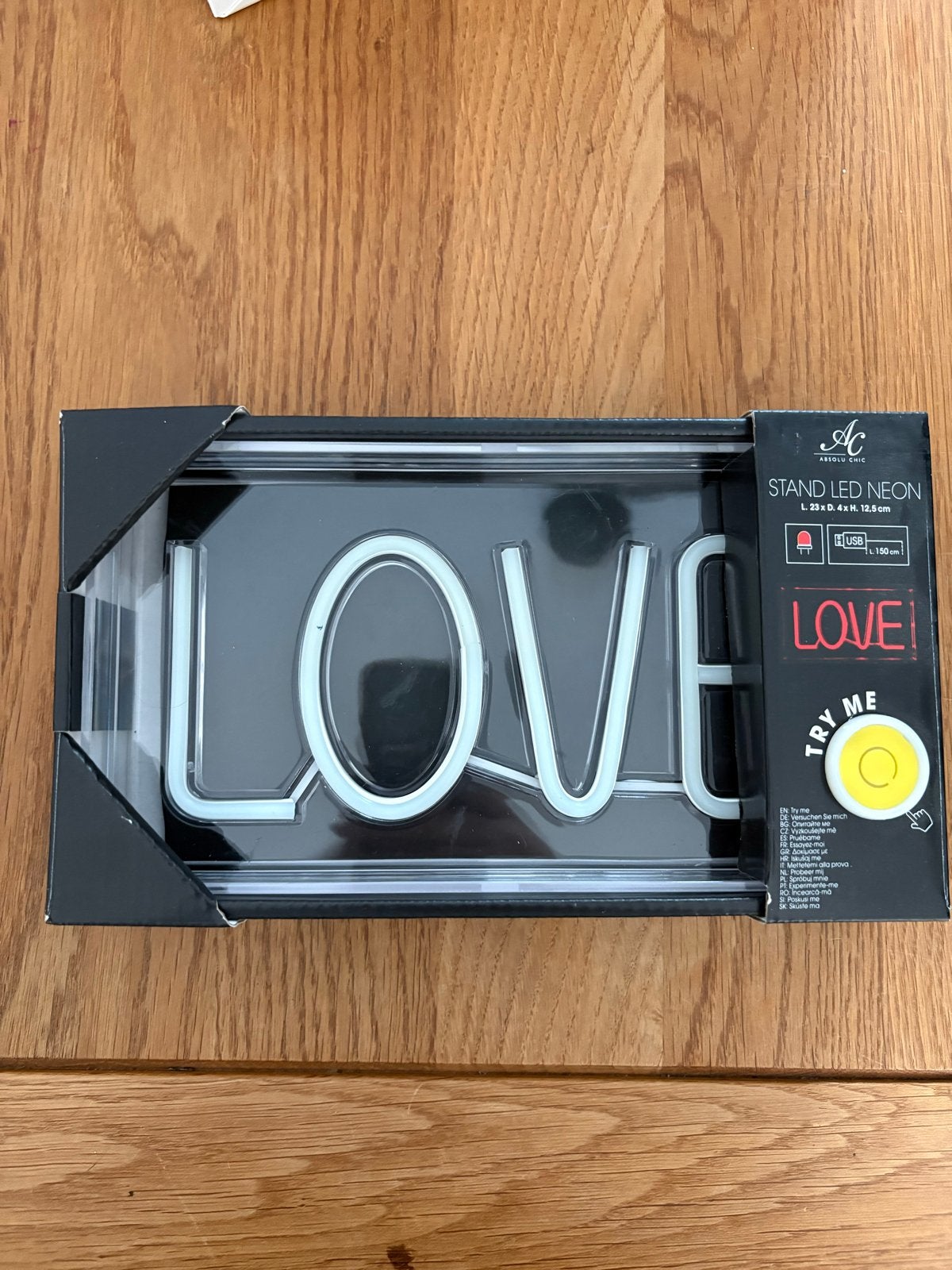 Stand LED Neon 'LOVE' - Nieuw in doos, ., Nieuw, Kunststof, Ophalen of Verzenden
