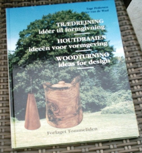 3-talig boek over houtdraaien. Ideeen voor vormgeving., Boeken, Ophalen of Verzenden, Zo goed als nieuw