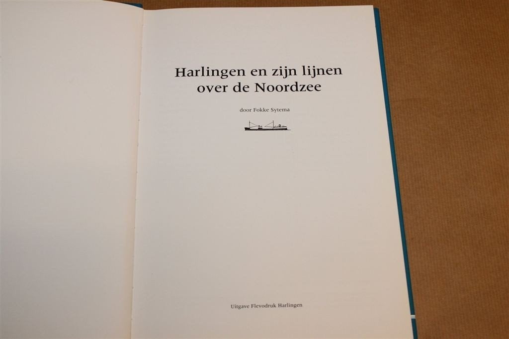Harlingen, zijn Lijnen over de Noordzee — Maritieme Historie, Boeken, Geschiedenis | Stad en Regio, Ophalen of Verzenden, Zo goed als nieuw